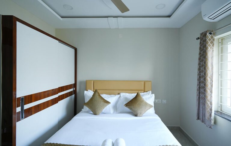 2BHK 13